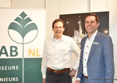 Mark Vijverberg does the technical side within AAB nl, and Jacques van der Knaap is a broker and appraiser.